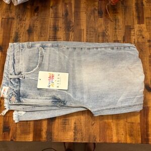 Freckled Poppy x Risen Jeans 1XL Light Wash Distressed Raw Hem Denim Plus Size